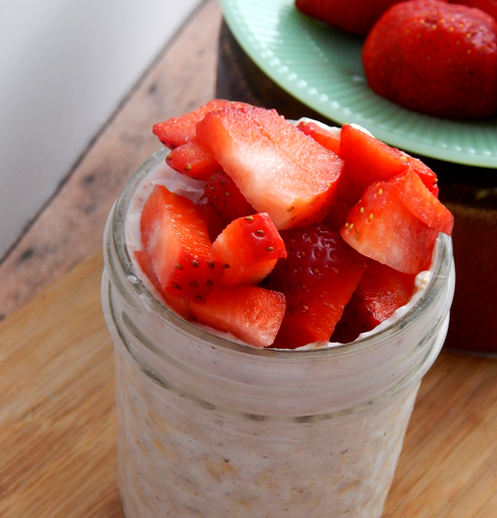 Strawberry Overnight Oatmeal - so good and so easy to make!